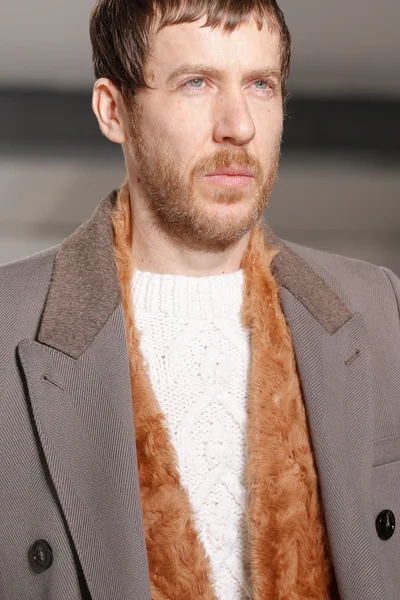 Look 66